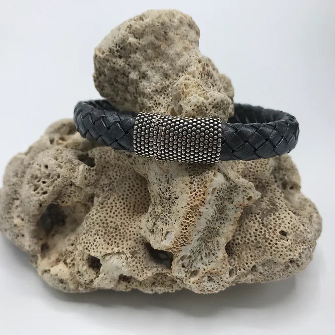 MENS woven leather Magnet clasp bracelet