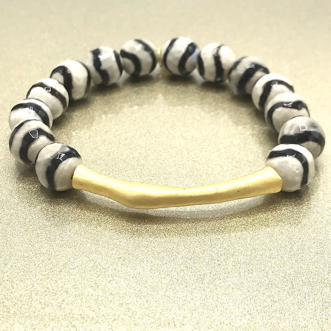 Gold GG Bar - Zebra style Agate beaded Bracelet