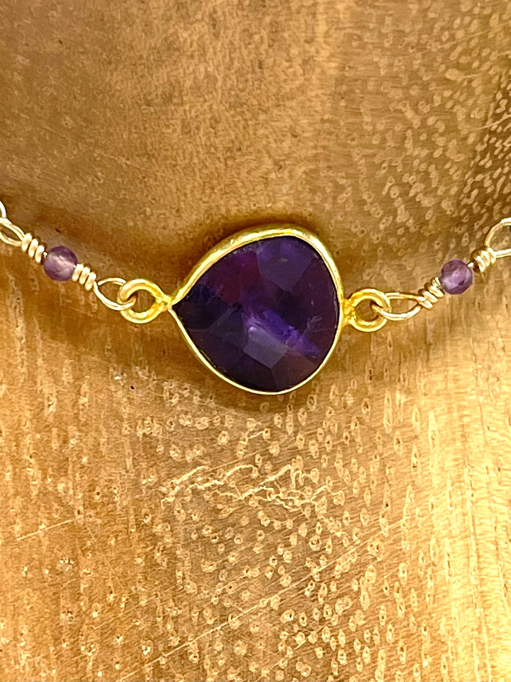 Round Amethyst Choker Necklace